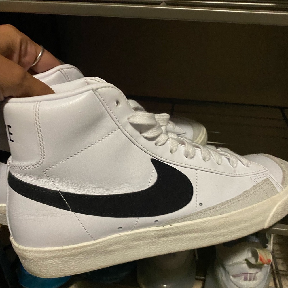 Women’s Nike blazer 9.5